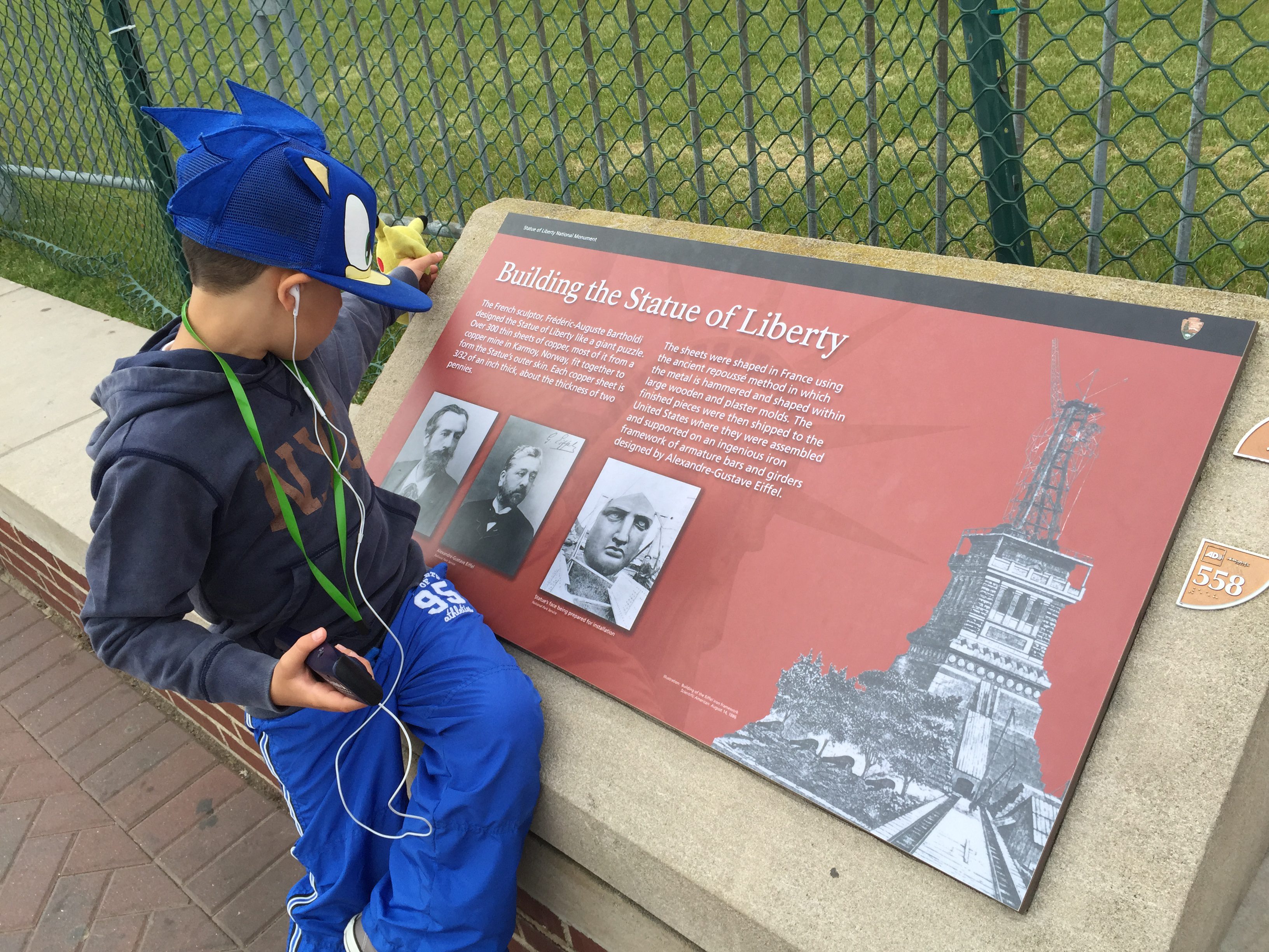 Learning about the Statue of Liberty with the kids audio tour