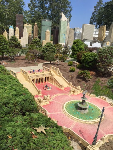 Central Park's Bethesda Terrace and Fountain - LEGO Miniland U.S.A