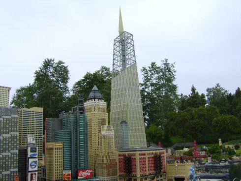 LEGOLAND California Resorts today unveiled their new LEGO One World Trade Center and Enhanced LEGO Miniland New York City!