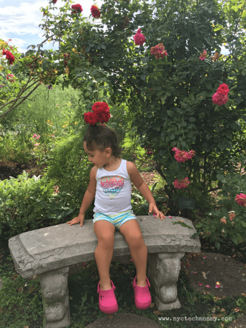 Sharing our latest adventures in and around NYC - and loads of beautiful pics too! This week we're on a beautiful adventure at the Queens Botanical Garden 