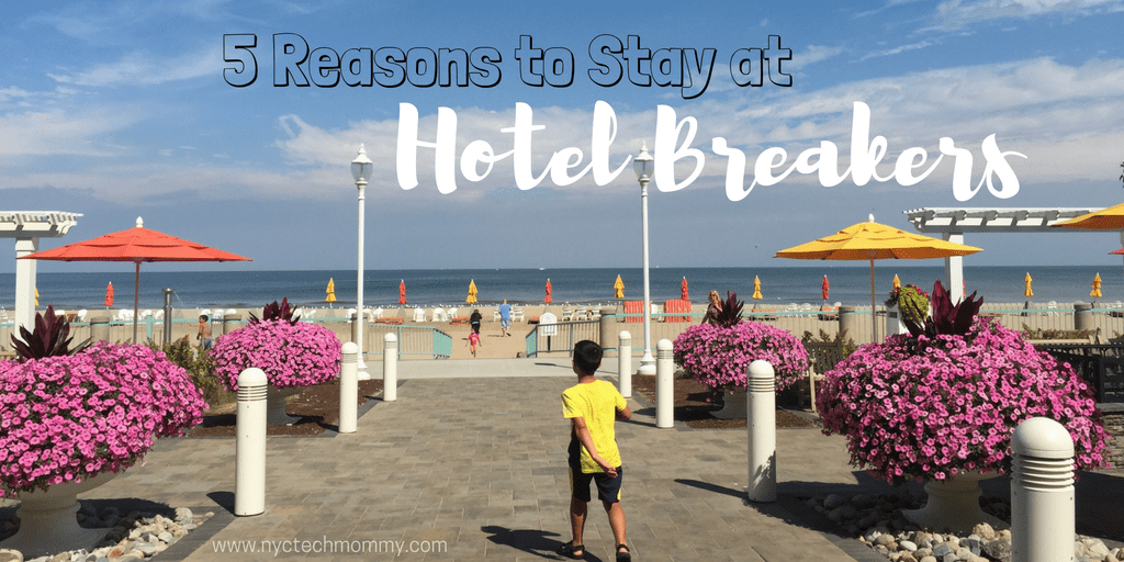 We love it so much I thought I should tell you all the reasons to stay at Hotel Breakers when visiting Cedar Point. It's the perfect family fun destination!