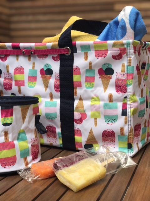 A Summer Must Have: The Thirty-One Large Utility Tote 