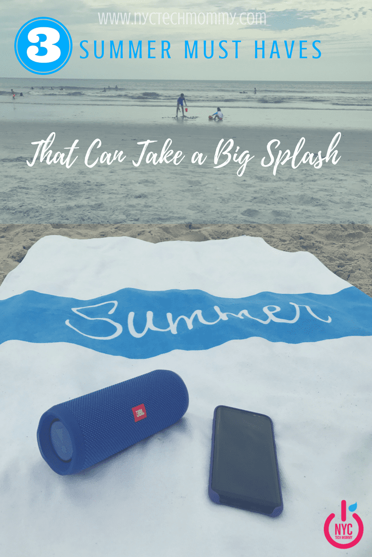 Kids are always ready for a big splash! This summer I was ready to splash right along with them thanks to 3 summer must haves that can take a big splash. Check out my favorite summer gadgets and the smarter towel for summer