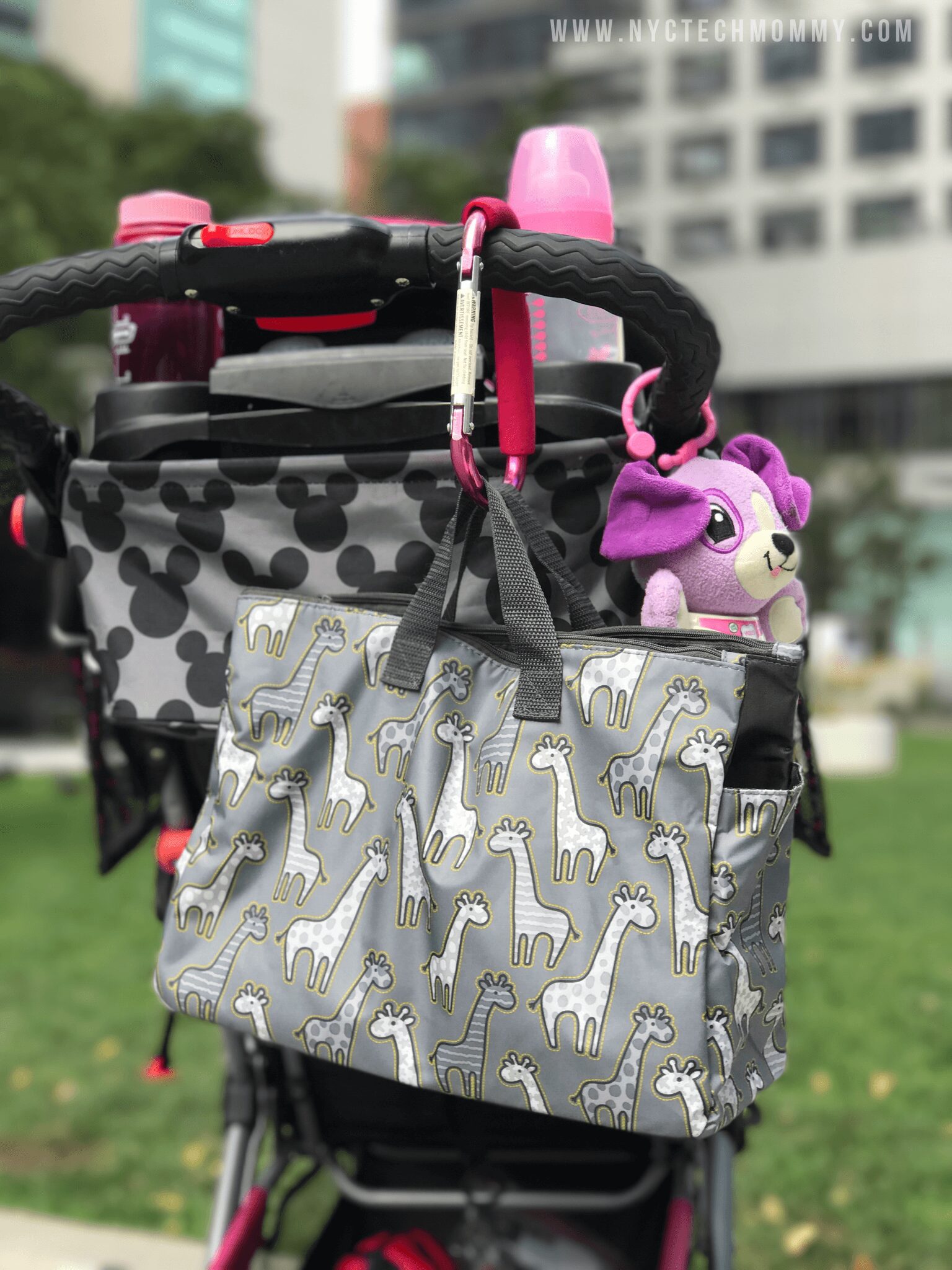 Every Mom Must Have A Thirty-One Zip-Top Organizing Utility Tote