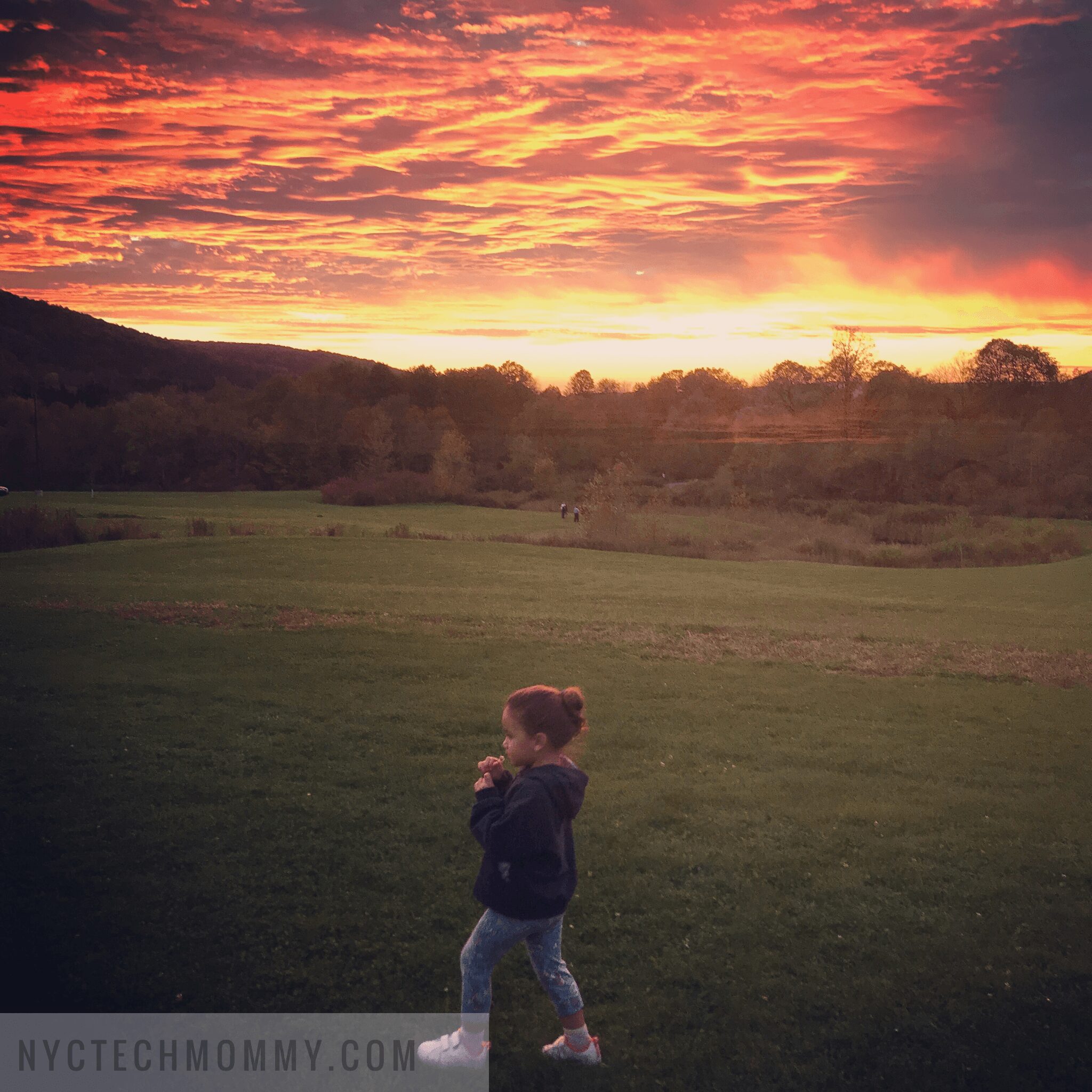 Sunsets at Hope Lake Lodge