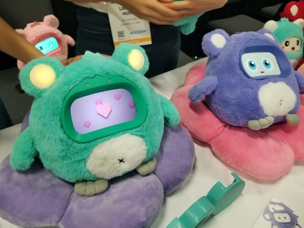 Wooboo - fuzzy robot at CES 2019