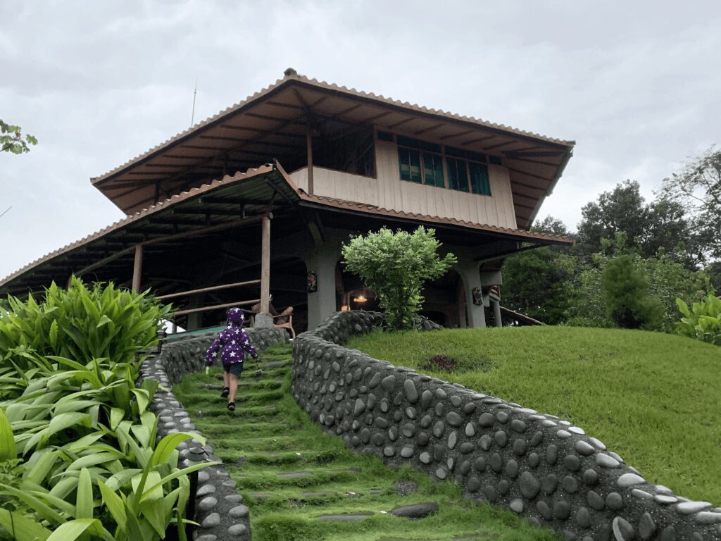 La Cusinga Eco Lodge - Family-Friendly Hotel in Costa Rica