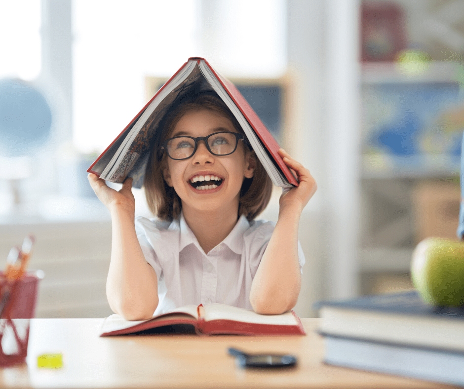 Here'a great set of tips on how to help your kid with a reading disability at home

#kidsreading #readingdisability #booksforkids #homequarantine #learningathome #homelearning