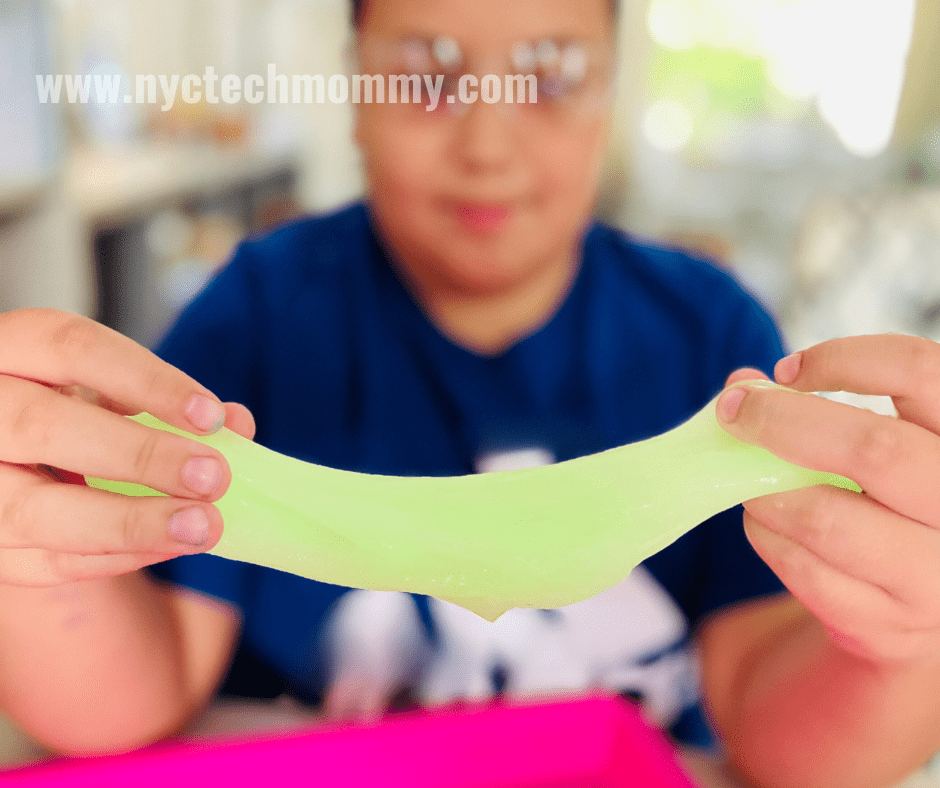 DIY Science Activities with Generation Genius Science Kits for Kids - Make Glow In the Dark Slime using blacklight 